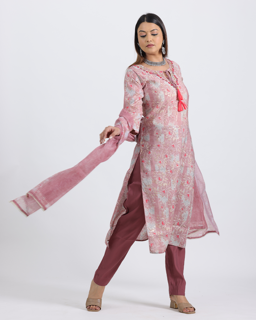 Pure Muslin Silk Onion Pink Suit Set with Digital Print Dupatta and Heavy Neck with Tassels