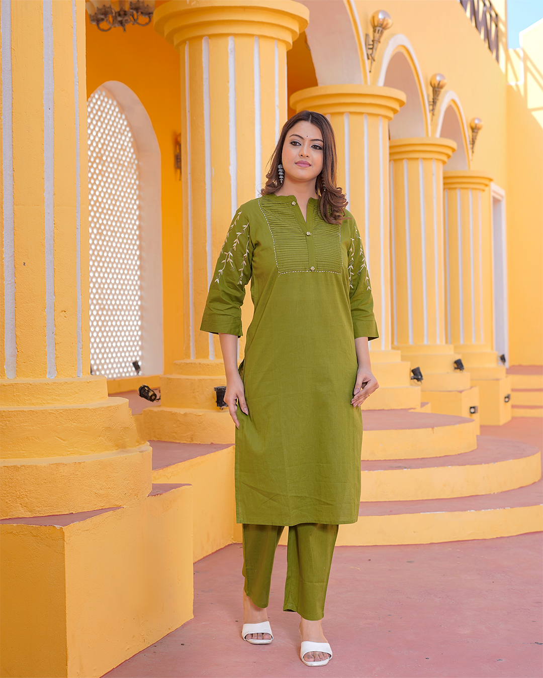 Pure cotton green kurta pant set with heavy hand embroidery on sleeves