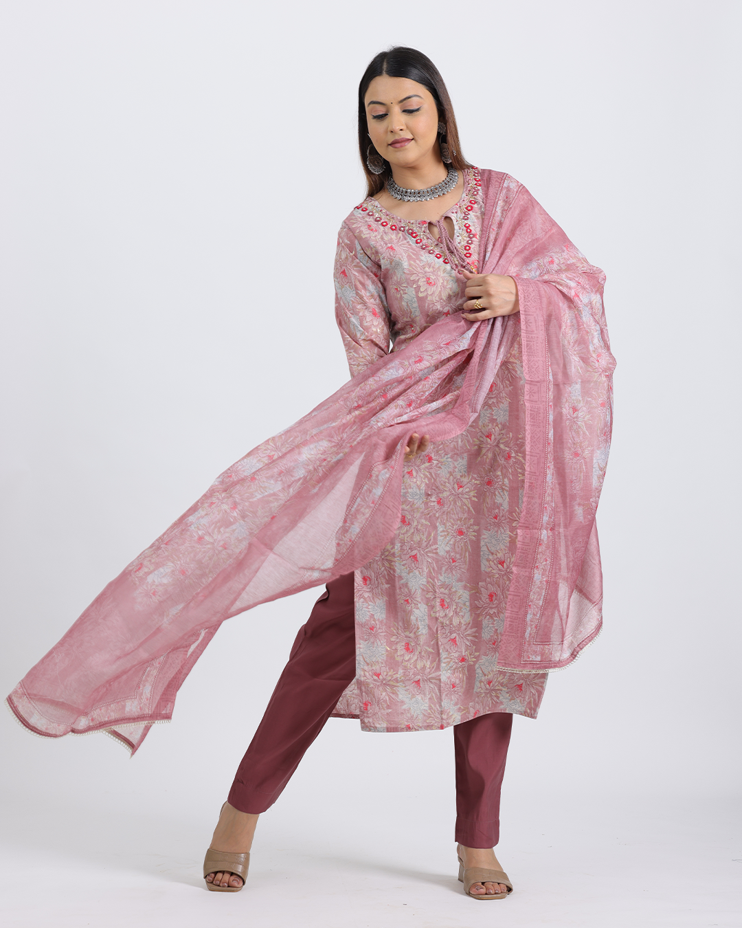 Pure Muslin Silk Onion Pink Suit Set with Digital Print Dupatta and Heavy Neck with Tassels