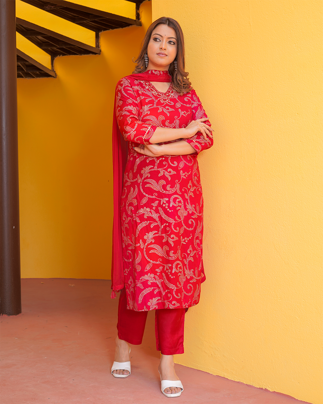 Pure Silk Red and Pink Dupatta Set with Zardozi Work